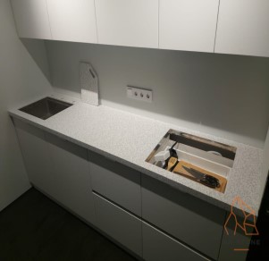 Столешница на кухню из камня